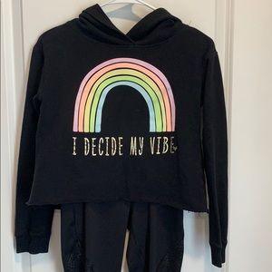 Girls cropped sweatshirt & athletic pants